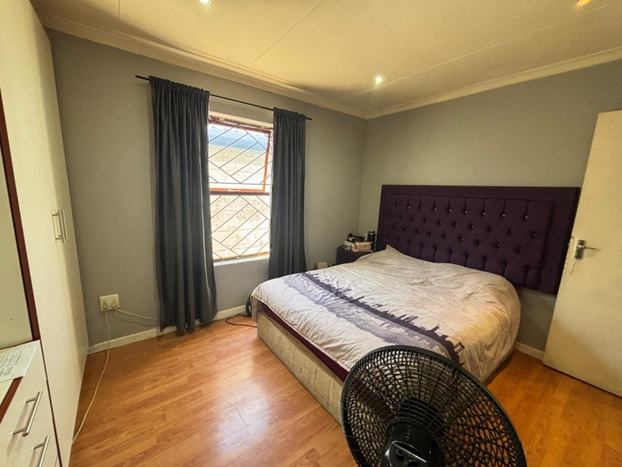 To Let 3 Bedroom Property for Rent in Rondevlei Park Western Cape